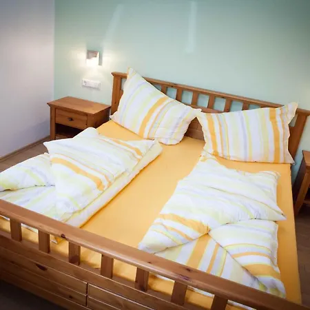 Weinbau Pronegg Vlg. Krainz * Лойчах